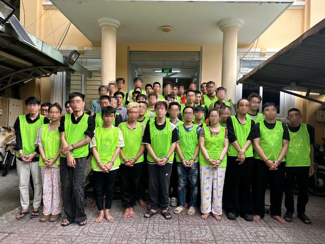 Ca sĩ, nhạc sĩ Tăng Nhật Tuệ bị bắt vì hành vi tàng trữ và tổ chức sử dụng trái phép chất ma túy - Ảnh 1. Ca sĩ, nhạc sĩ Tăng Nhật Tuệ bị bắt vì hành vi tàng trữ và tổ chức sử dụng trái phép chất ma túy - Ảnh 1.