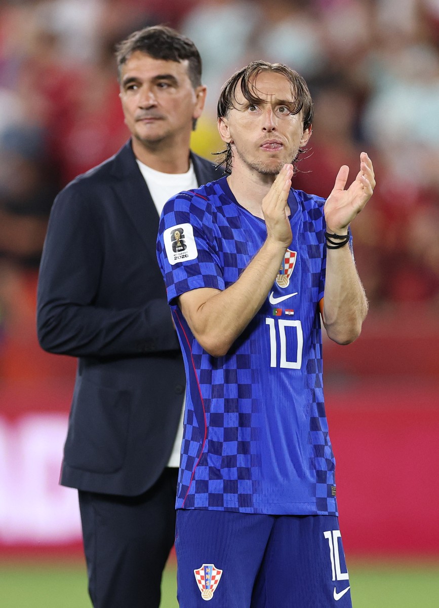 HLV Dalic xót xa cho Modric ngày Croatia dừng bước ở World Cup 2026: "Cậu ấy không xứng đáng kết thúc như thế" - Ảnh 5. HLV Dalic xót xa cho Modric ngày Croatia dừng bước ở World Cup 2026: "Cậu ấy không xứng đáng kết thúc như thế" - Ảnh 5.