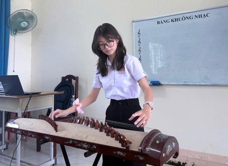 "Chiếc áo pháp lý" bảo tồn di sản Thành phố Hồ Chí Minh - Ảnh 2. "Chiếc áo pháp lý" bảo tồn di sản Thành phố Hồ Chí Minh - Ảnh 2.