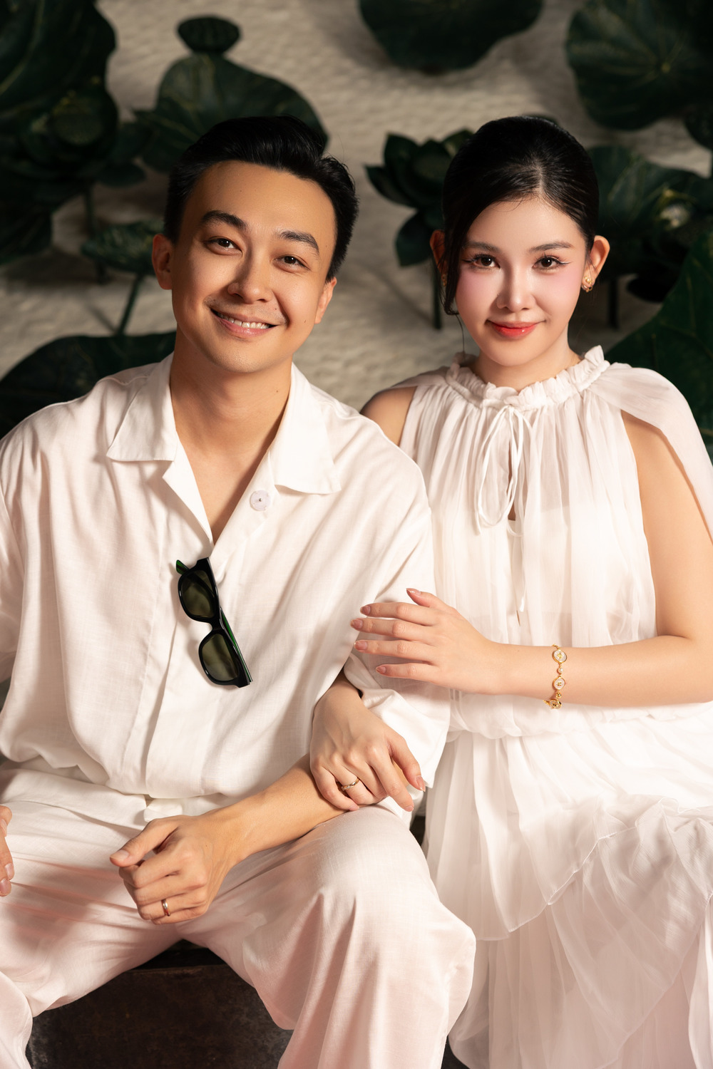 Dàn Hoa - Á hậu đồng điệu tông trắng dự show VUNGOC&SON - Ảnh 9. Dàn Hoa - Á hậu đồng điệu tông trắng dự show VUNGOC&SON - Ảnh 9.