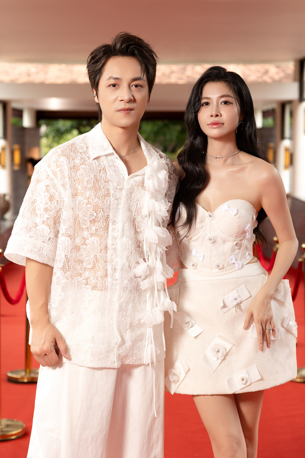 Dàn Hoa - Á hậu đồng điệu tông trắng dự show VUNGOC&SON - Ảnh 8. Dàn Hoa - Á hậu đồng điệu tông trắng dự show VUNGOC&SON - Ảnh 8.