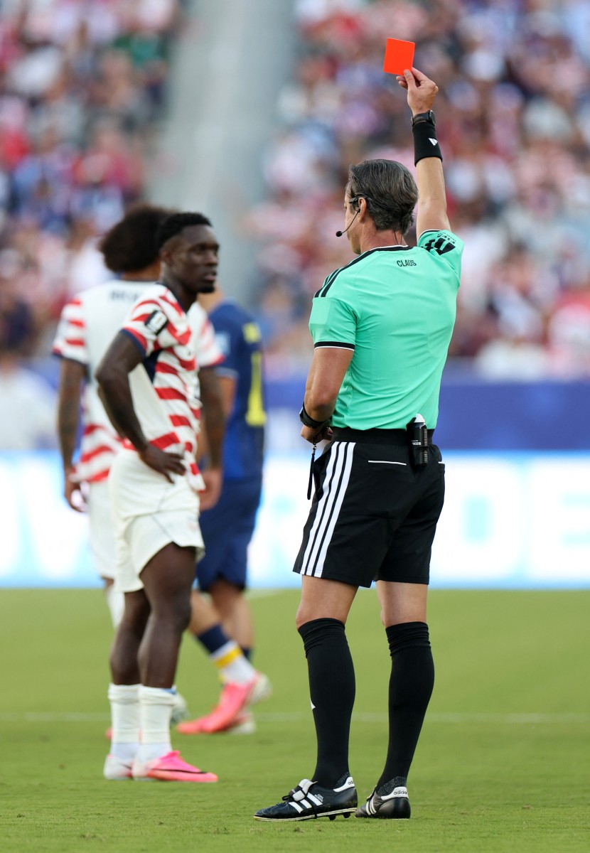 FIFA bác đơn kháng cáo của LĐBĐ Bỉ, Folarin Balogun đủ điều kiện ra sân ở vòng 1/8 World Cup 2026 - Ảnh 1. FIFA bác đơn kháng cáo của LĐBĐ Bỉ, Folarin Balogun đủ điều kiện ra sân ở vòng 1/8 World Cup 2026 - Ảnh 1.