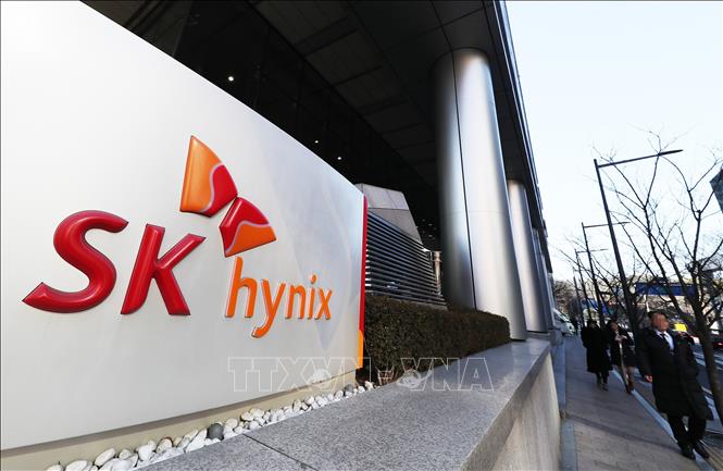 SK Hynix dự kiến huy động khoảng 28 tỷ USD tại thị trường chứng khoán Mỹ - Ảnh 1. SK Hynix dự kiến huy động khoảng 28 tỷ USD tại thị trường chứng khoán Mỹ - Ảnh 1.