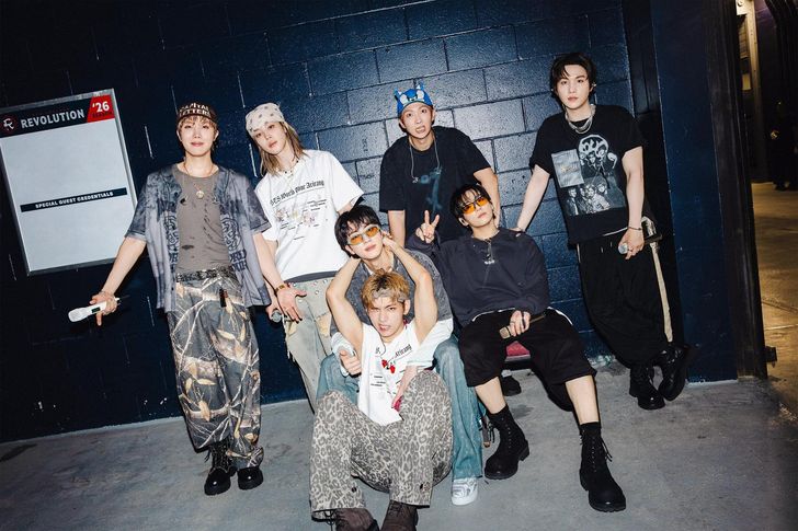 BTS chinh phục Bắc Mỹ: Từ "BTS Boulevard" đến lời chào đặc biệt của Thống đốc Mỹ - Ảnh 1. BTS chinh phục Bắc Mỹ: Từ "BTS Boulevard" đến lời chào đặc biệt của Thống đốc Mỹ - Ảnh 1.