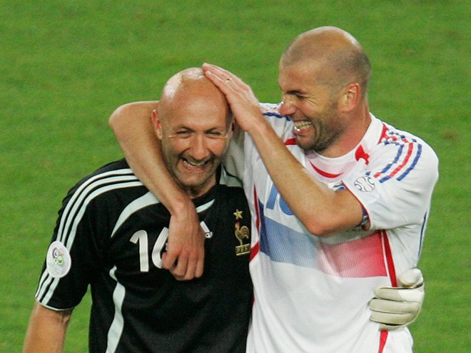 Zidane công bố ban huấn luyện tuyển Pháp 22 người, tái hợp Fabien Barthez - Ảnh 1. Zidane công bố ban huấn luyện tuyển Pháp 22 người, tái hợp Fabien Barthez - Ảnh 1.