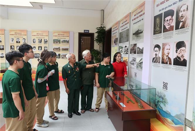 Kết nối miền Quan họ với ngục tù Côn Đảo qua những tư liệu lịch sử - Ảnh 4. Kết nối miền Quan họ với ngục tù Côn Đảo qua những tư liệu lịch sử - Ảnh 4.