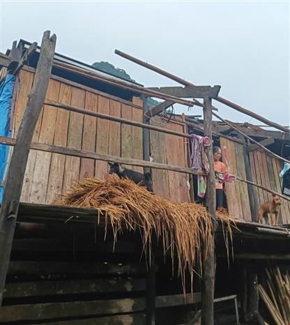Cảnh báo mưa dông kèm lốc sét tại Hà Nội, lũ quét và sạt lở đất ở 3 tỉnh miền núi phía Bắc - Ảnh 1. Cảnh báo mưa dông kèm lốc sét tại Hà Nội, lũ quét và sạt lở đất ở 3 tỉnh miền núi phía Bắc - Ảnh 1.