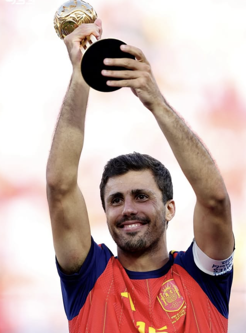 Tin chuyển nhượng 15/8: Barcelona chính thức bán Jofre Torrents cho Ajax, Arsenal đàm phán chiêu mộ Jarell Quansah - Ảnh 2. Tin chuyển nhượng 15/8: Barcelona chính thức bán Jofre Torrents cho Ajax, Arsenal đàm phán chiêu mộ Jarell Quansah - Ảnh 2.
