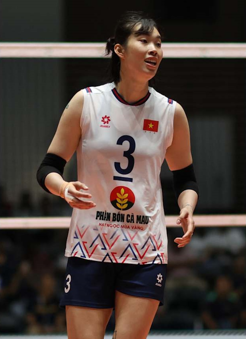 Thanh Thúy vẫn là niềm hy vọng lớn của tuyển bóng chuyền nữ Việt Nam khi chúng ta gặp Hàn Quốc ở giải vô địch Châu Á 2026. Nhưng lần này "4T" đối mặt với áp lực rất lớn. Ảnh: Volleyball World Thanh Thúy vẫn là niềm hy vọng lớn của tuyển bóng chuyền nữ Việt Nam khi chúng ta gặp Hàn Quốc ở giải vô địch Châu Á 2026. Nhưng lần này "4T" đối mặt với áp lực rất lớn. Ảnh: Volleyball World