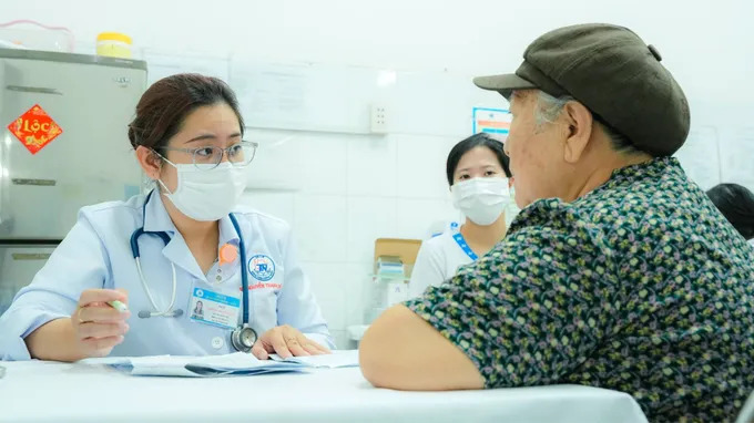 Đưa y tế chất lượng cao đến với người dân - Ảnh 3. Đưa y tế chất lượng cao đến với người dân - Ảnh 3.