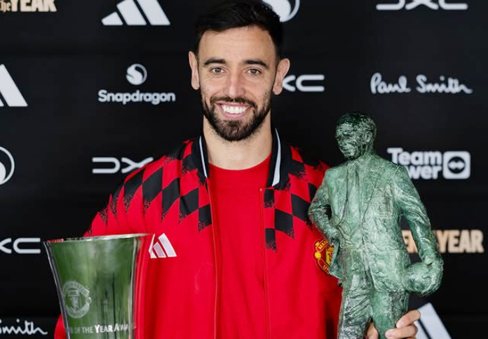 Tin chuyển nhượng 18/8: Bruno từ chối lương 20 triệu euro/năm để ở lại MU; Liverpool đạt thỏa thuận với Ibrahim Mbaye - Ảnh 1. Tin chuyển nhượng 18/8: Bruno từ chối lương 20 triệu euro/năm để ở lại MU; Liverpool đạt thỏa thuận với Ibrahim Mbaye - Ảnh 1.