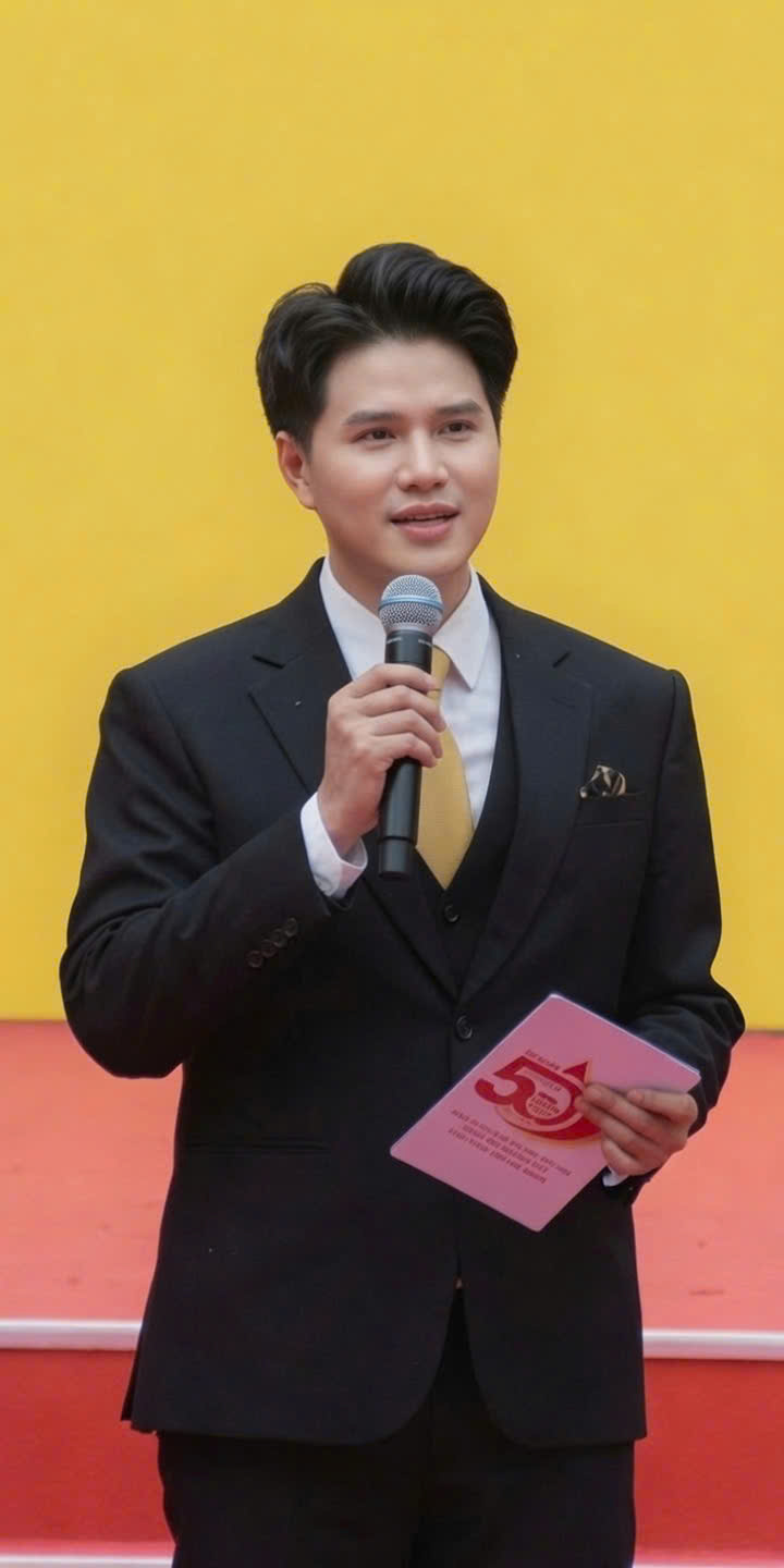 Vũ Mạnh Cường tiếp tục được mời dẫn dắt concert “Tổ Quốc Trong Tim” - Ảnh 1.