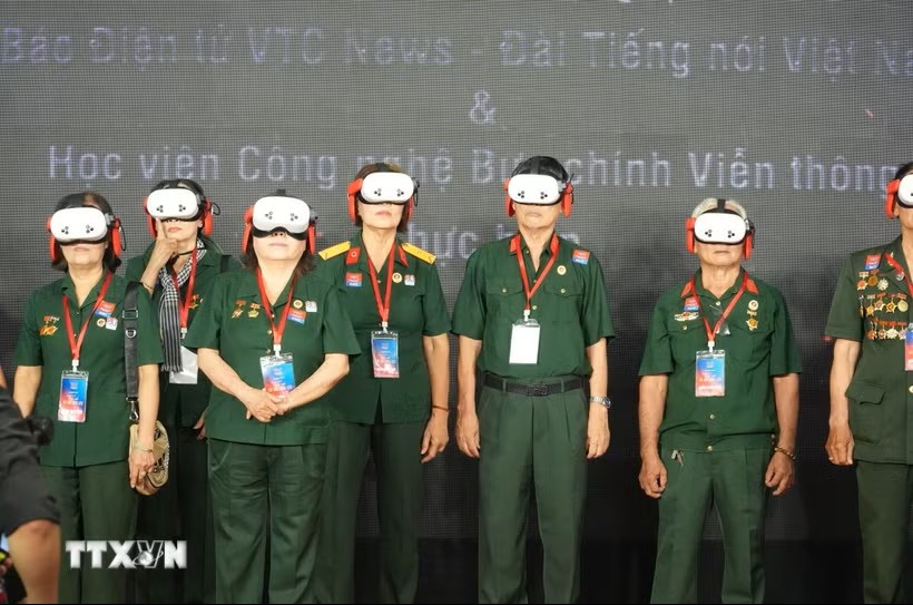 Công nghệ đưa công chúng “Trở về thời khắc thiêng liêng” của ngày 2/9/1945 - Ảnh 1.