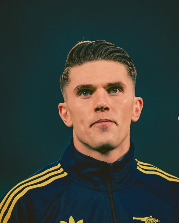 Tin chuyển nhượng 19/8: MU và Chelsea "đại chiến" giành Manu Kone; Liverpool nhắm Endrick - Ảnh 2. Tin chuyển nhượng 19/8: MU và Chelsea "đại chiến" giành Manu Kone; Liverpool nhắm Endrick - Ảnh 2.