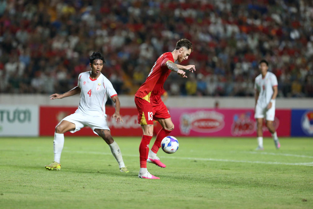 Tài Lộc, Hoàng Hên vẫn “lạc nhịp” trong cỗ máy chiến thắng của tuyển Việt Nam ở ASEAN Cup 2026 - Ảnh 1.