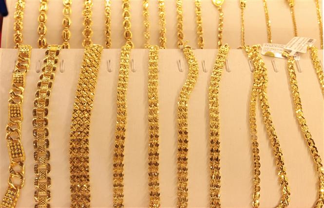 Giá vàng hôm nay 20/8: Vàng SJC tăng 3,8 triệu đồng/lượng - Ảnh 1.