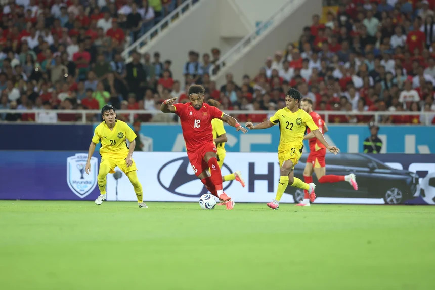 Đội tuyển Việt Nam vượt trội Thái Lan trước chung kết ASEAN Cup 2026: Những con số biết nói - Ảnh 2. Đội tuyển Việt Nam vượt trội Thái Lan trước chung kết ASEAN Cup 2026: Những con số biết nói - Ảnh 2.