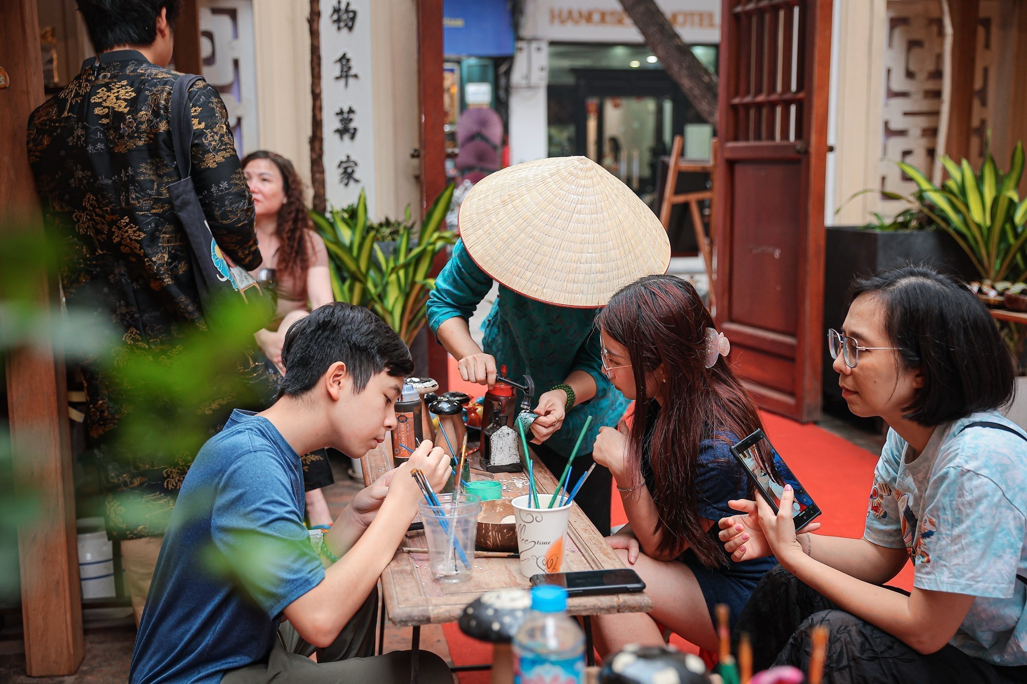 Theo dấu sơn ta - ảnh 23