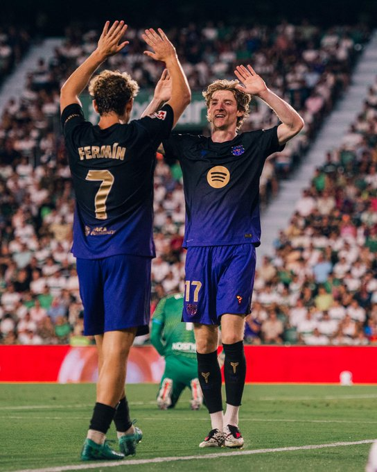 Kết quả bóng đá: 2 tân binh tỏa sáng, Barcelona khởi đầu tưng bừng ở LaLiga - Ảnh 2. Kết quả bóng đá: 2 tân binh tỏa sáng, Barcelona khởi đầu tưng bừng ở LaLiga - Ảnh 2.