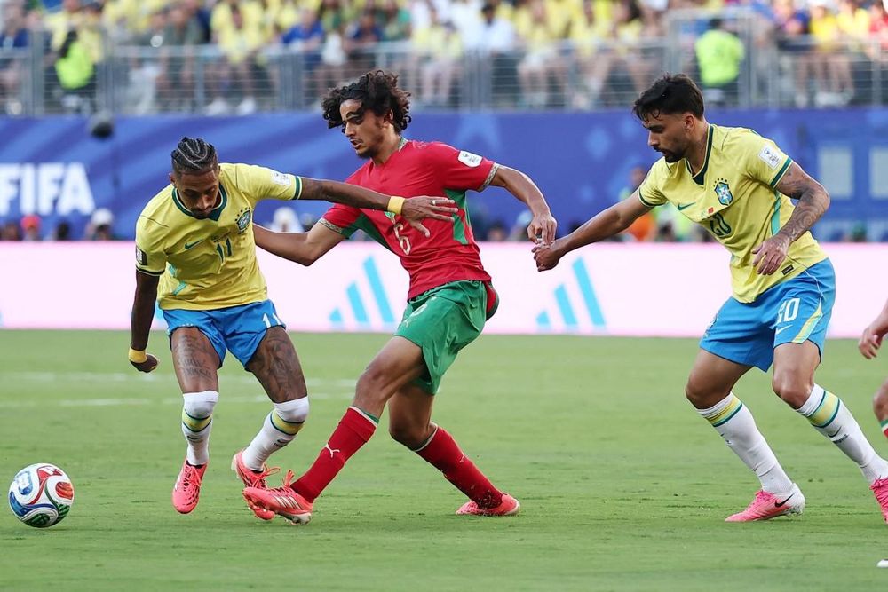 Man City chiêu mộ thần đồng 18 tuổi của Morocco với giá kỷ lục, được kỳ vọng kế tục Rodri - Ảnh 2. Man City