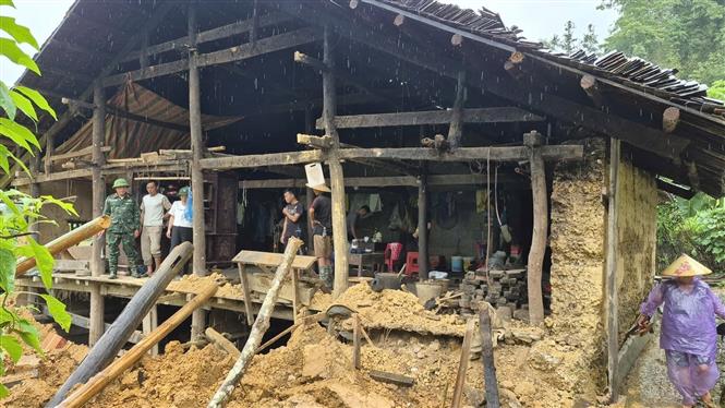Cao Bằng: Mưa lớn, dông lốc làm thiệt hại khoảng 1,7 tỷ đồng - Ảnh 1. Cao Bằng: Mưa lớn, dông lốc làm thiệt hại khoảng 1,7 tỷ đồng - Ảnh 1.