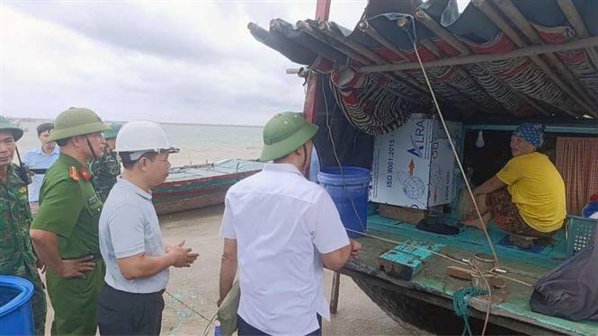 Bão số 4 tiếp tục đổi hướng, hướng về vùng biển phía Đông đặc khu Bạch Long Vĩ - Ảnh 2.