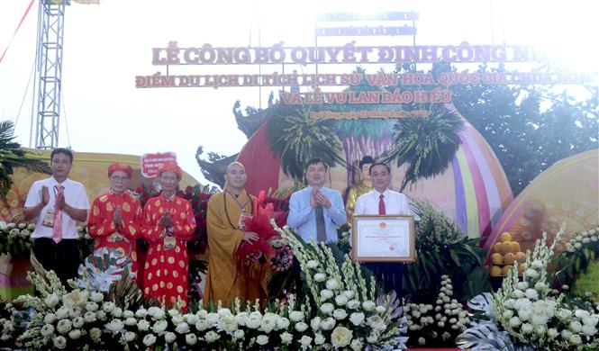 Phát huy giá trị Di tích lịch sử - văn hóa Quốc gia Chùa Nôm gắn với du lịch - Ảnh 2. Phát huy giá trị Di tích lịch sử - văn hóa Quốc gia Chùa Nôm gắn với du lịch - Ảnh 2.