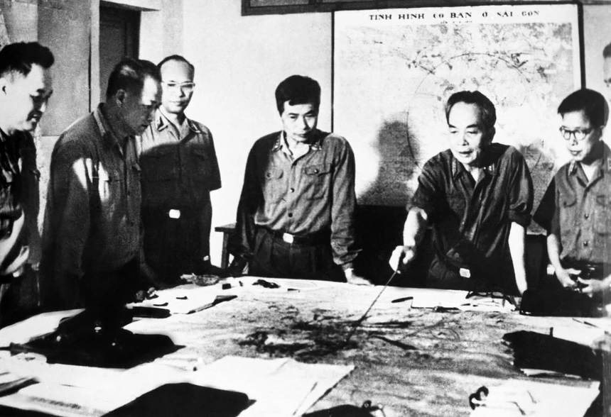 115 năm Ngày sinh Đại tướng Võ Nguyên Giáp (25/8/1911-25/8/2026): Nhà quân sự thiên tài, nhà văn hóa lớn - Ảnh 3. 115 năm Ngày sinh Đại tướng Võ Nguyên Giáp (25/8/1911-25/8/2026): Nhà quân sự thiên tài, nhà văn hóa lớn - Ảnh 3.