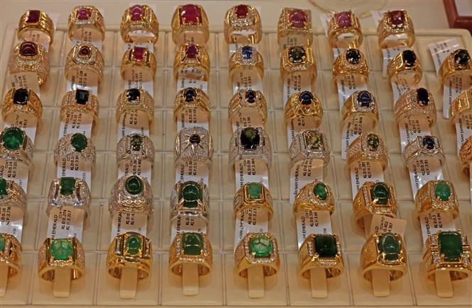 Giá vàng hôm nay 25/8: Vàng SJC tiếp tục tăng, vượt mốc 150 triệu đồng/lượng - Ảnh 1.