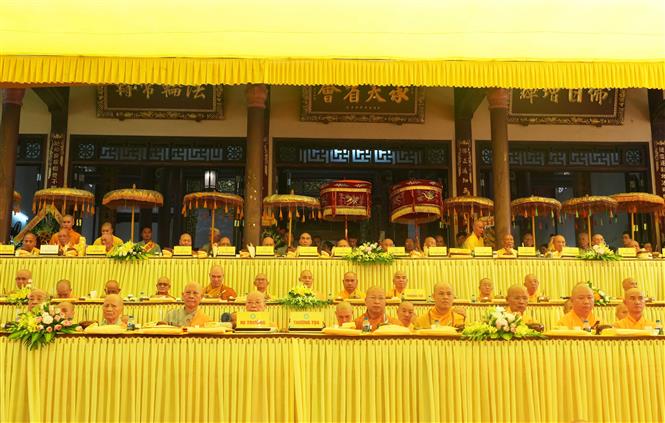 Mùa Vu Lan ở Cố đô Huế: Lan tỏa lòng hiếu kính, tri ân và sẻ chia - Ảnh 2.