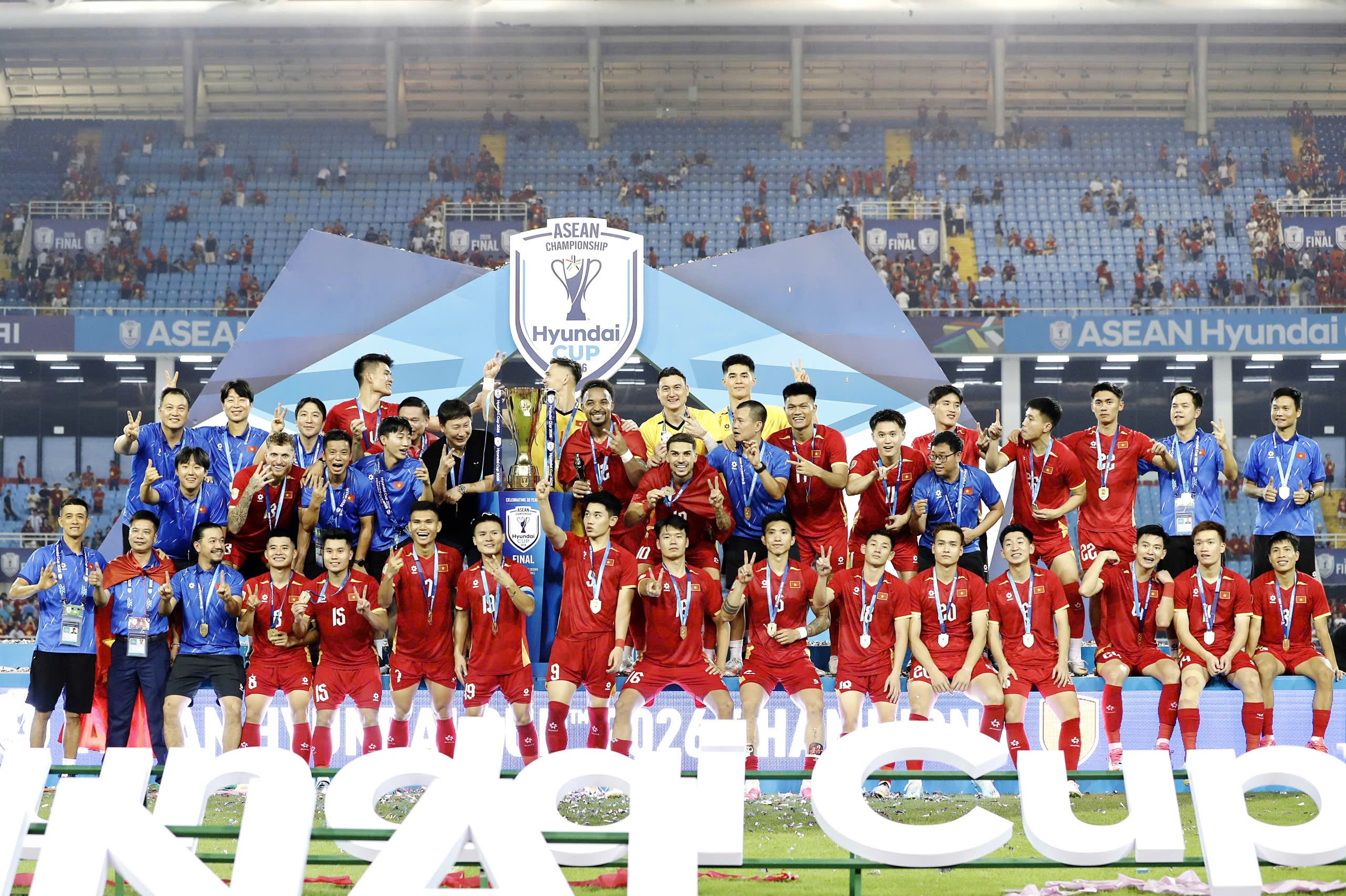 Tin nóng bóng đá Việt hôm nay 28/8: AFC chúc mừng đội tuyển Việt Nam; Đinh Quang Kiệt gia nhập CLB CA TPHCM - Ảnh 1. Tin nóng bóng đá Việt hôm nay 28/8: AFC chúc mừng đội tuyển Việt Nam; Đinh Quang Kiệt gia nhập CLB CA TPHCM - Ảnh 1.