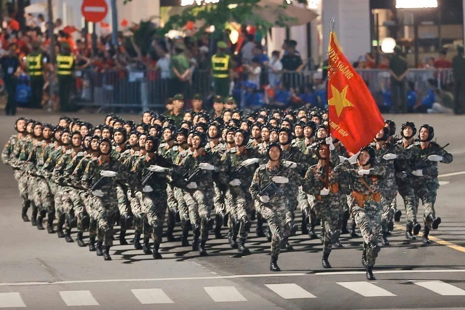 Lễ diễu binh, diễu hành - ảnh 19