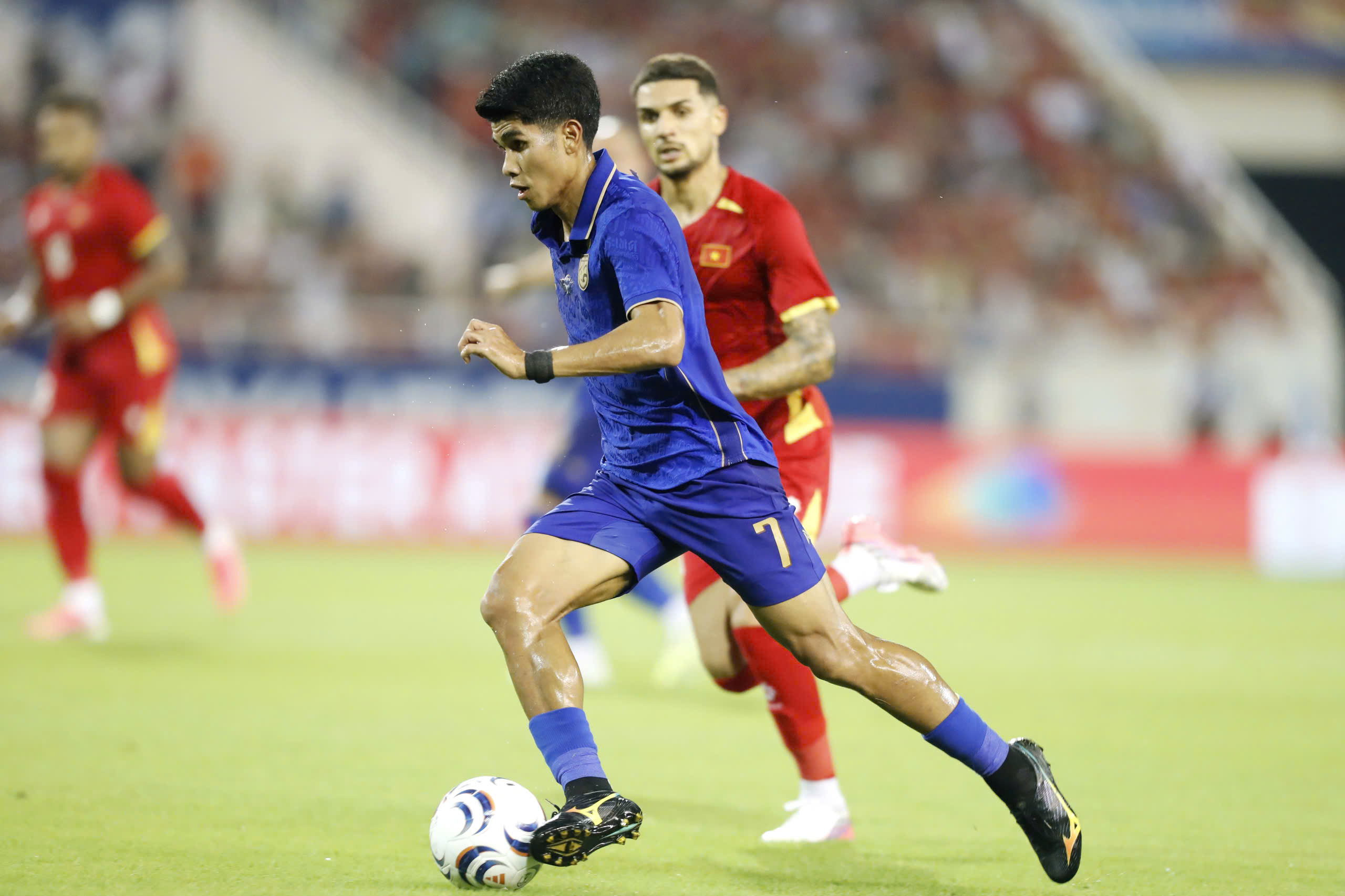 HLV Kim Sang Sik dồn toàn lực cho FIFA ASEAN Cup 2026 - Ảnh 1.