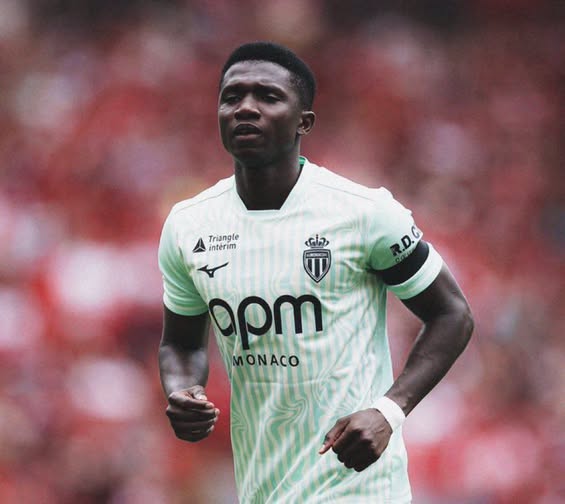 Chelsea đạt thỏa thuận chiêu mộ Lamine Camara. Ảnh: FBNV Chelsea đạt thỏa thuận chiêu mộ Lamine Camara. Ảnh: FBNV