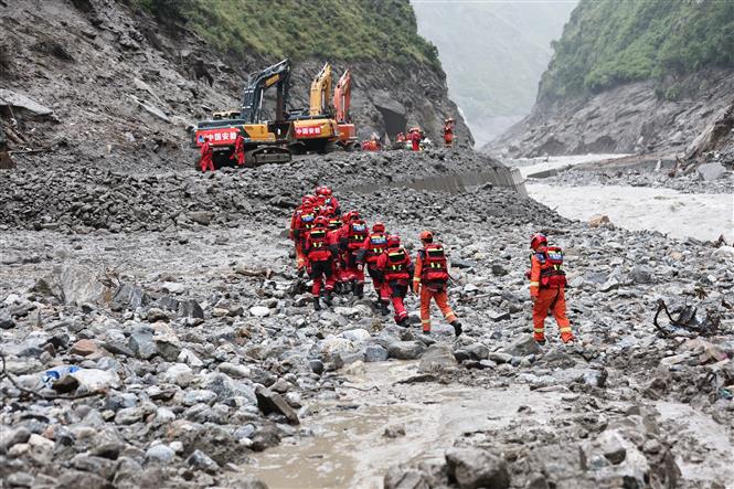 Lũ quét tại Nepal và Trung Quốc: Nepal dự kiến cần hàng tỷ USD để tái thiết sau lũ - Ảnh 1.