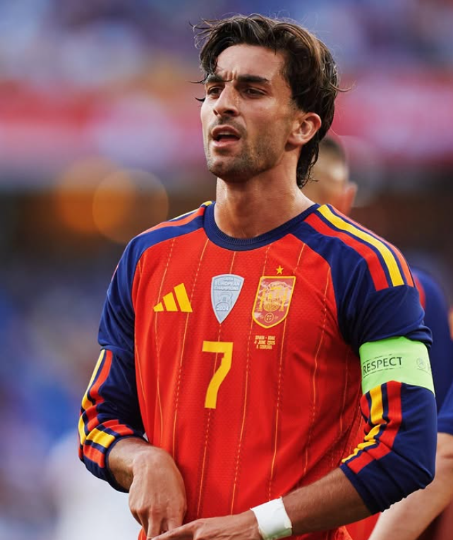 Tin chuyển nhượng 4/8: Real bán Gonzalo Garcia cho Fulham, Ferran Torres lên tiếng về tin đồn rời Barca tới PSG - Ảnh 3. Tin chuyển nhượng 4/8: Real bán Gonzalo Garcia cho Fulham, Ferran Torres lên tiếng về tin đồn rời Barca tới PSG - Ảnh 3.