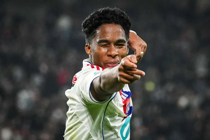 Tin chuyển nhượng hôm nay 9/8: Arsenal chính thức ký hợp đồng với Bruno Guimaraes; MU có cơ hội chiêu mộ tiền vệ Barca - Ảnh 3. Tin chuyển nhượng hôm nay 9/8: Arsenal chính thức ký hợp đồng với Bruno Guimaraes; MU có cơ hội chiêu mộ tiền vệ Barca - Ảnh 3.