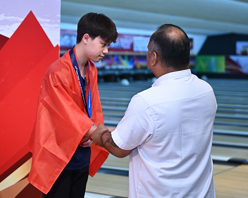 Bowling Việt Nam xếp hạng 6 giải trẻ châu Á, Trần Hoàng Khôi giành 2 huy chương - Ảnh 1.