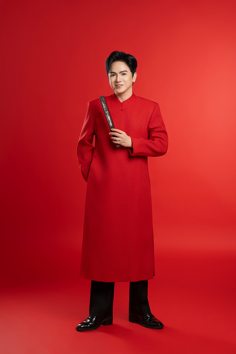 Quán quân Tuyệt đỉnh song ca Khưu Huy Vũ thanh lịch trong bộ ảnh thời trang mới - Ảnh 4. Quán quân Tuyệt đỉnh song ca Khưu Huy Vũ thanh lịch trong bộ ảnh thời trang mới - Ảnh 4.