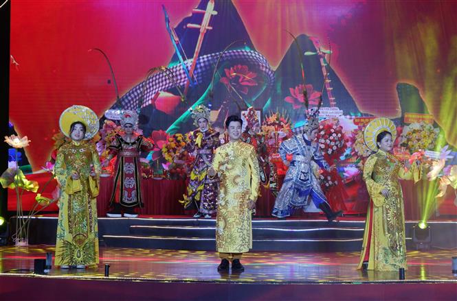 Trao cơ hội, giữ chân người trẻ ở lại với sân khấu - Ảnh 2. Trao cơ hội, giữ chân người trẻ ở lại với sân khấu - Ảnh 2.