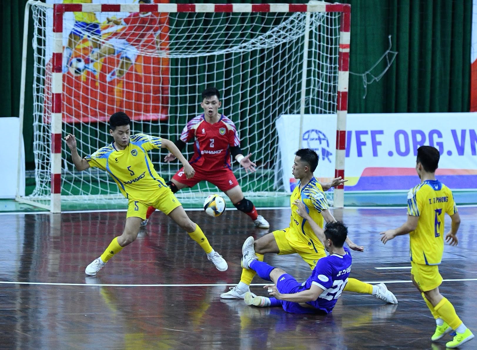 Tin nóng bóng đá Việt hôm nay 13/9: U23 Việt Nam sang Nhật Bản dự ASIAD; Sahako vào chung kết Cúp quốc gia futsal - Ảnh 2.