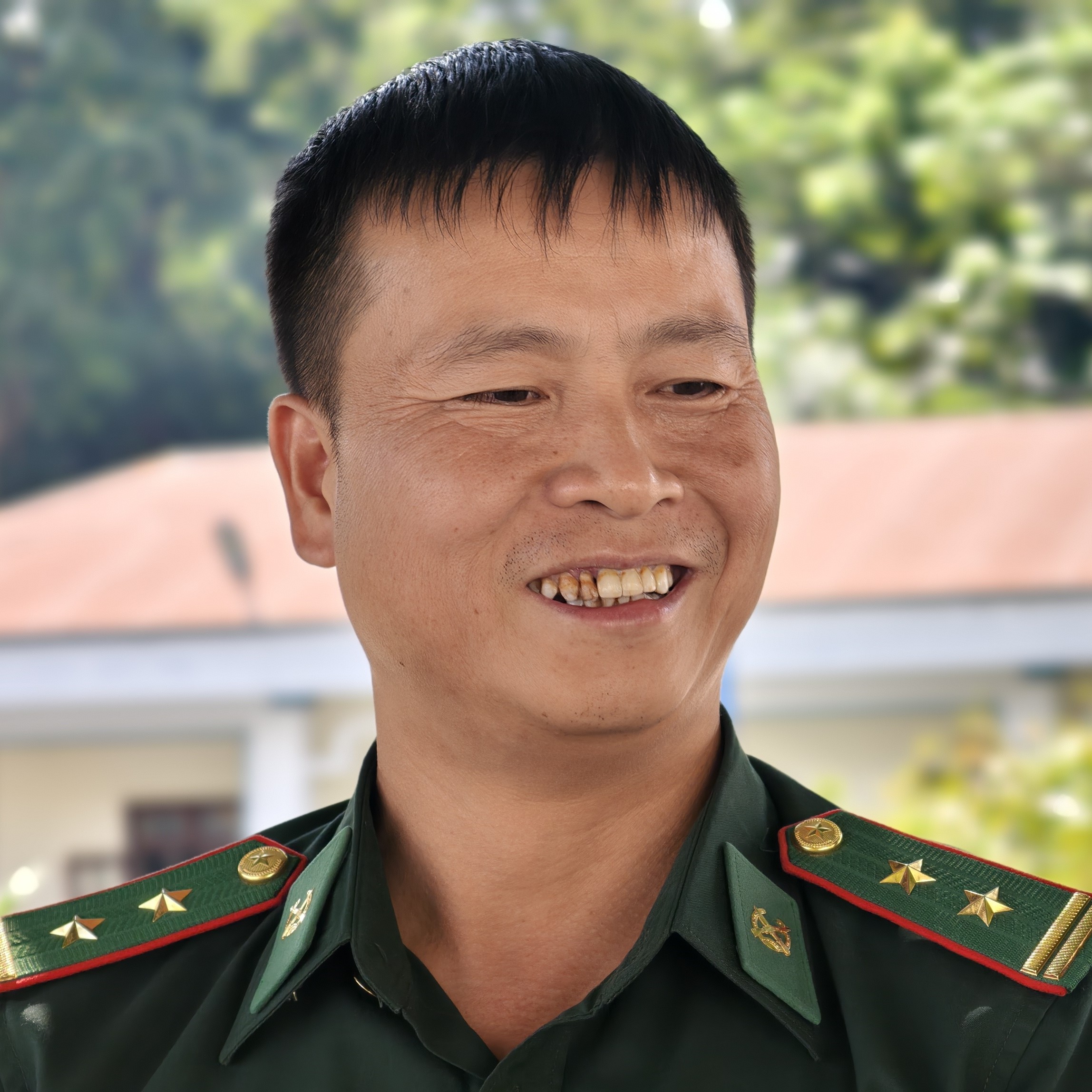 Trung tá Nguyễn Xuân Hưng - Chính trị viên Đồn Biên phòng Lũng Cú