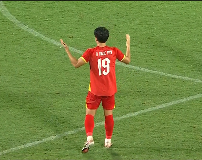 Phân tích U23 Việt Nam 1-1 U23 Kuwait: Nôn nóng, kém may và cái duyên Ngọc Mỹ - Ảnh 3. Phân tích U23 Việt Nam 1-1 U23 Kuwait: Nôn nóng, kém may và cái duyên Ngọc Mỹ - Ảnh 3.