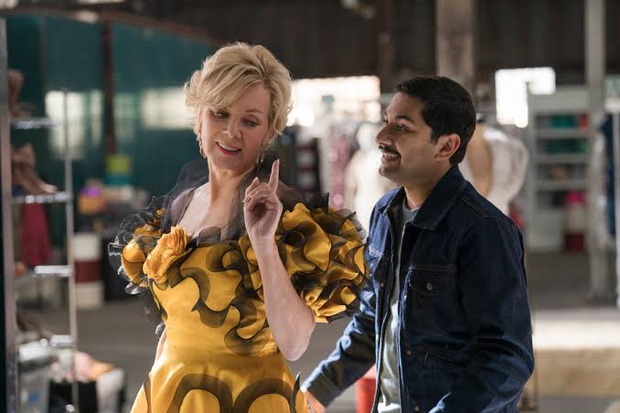 Jean Smart làm nên lịch sử giải Emmy với 5 lần liên tiếp thắng giải nhờ "Hacks" - Ảnh 4. Jean Smart làm nên lịch sử giải Emmy với 5 lần liên tiếp thắng giải nhờ "Hacks" - Ảnh 4.