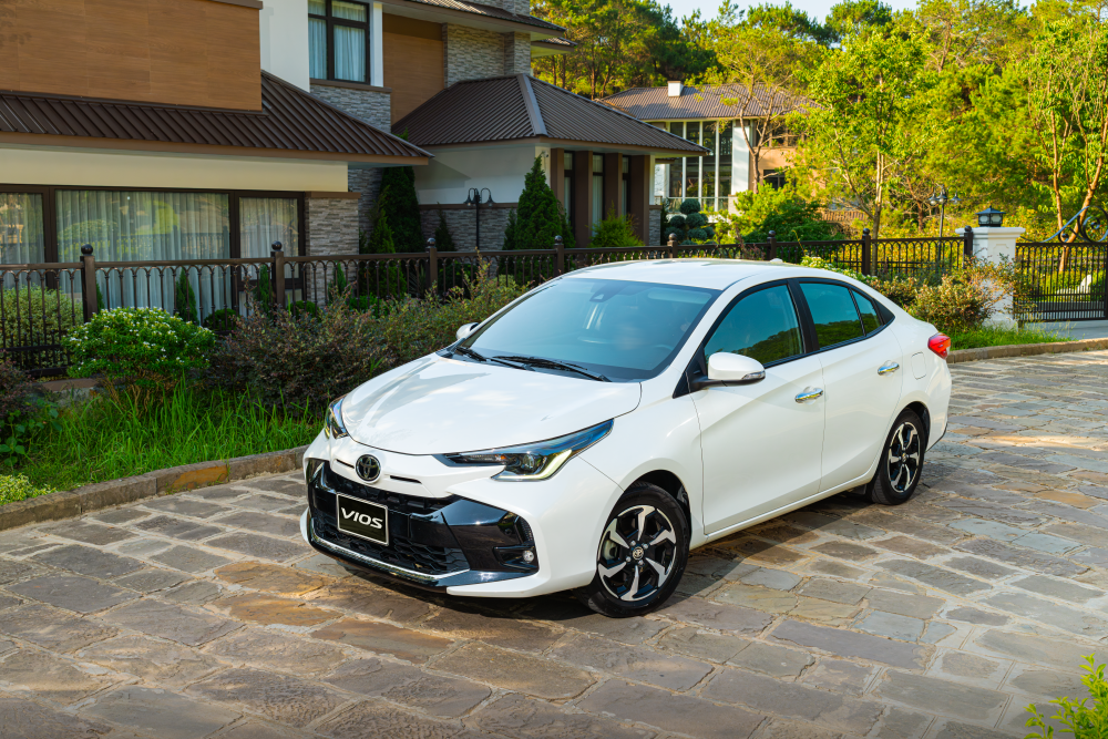 Toyota Vios vẫn bán tốt giữa lúc người Việt ngày càng chuộng xe gầm cao - Ảnh 1.