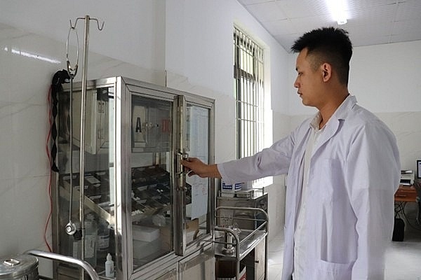 Sơn La tăng đầu tư cơ sở vật chất y tế, nâng cao năng lực khám chữa bệnh - Ảnh 1.