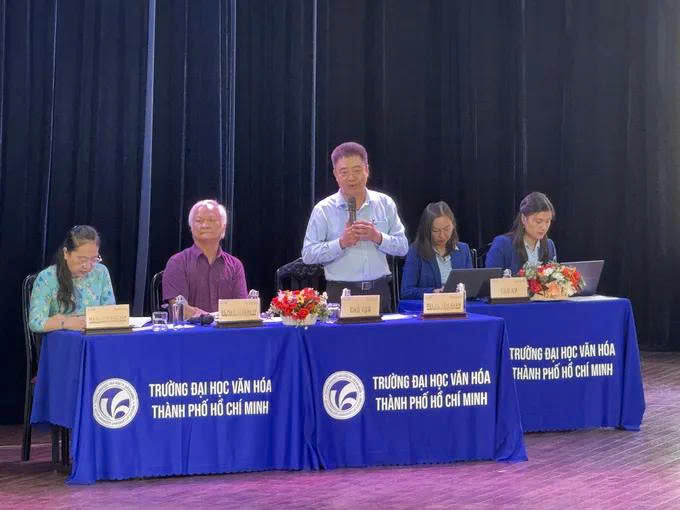 Hội thảo khoa học cấp quốc gia "Giáo dục văn hóa nghệ thuật trong bối cảnh chuyển đổi số và phát triển công nghiệp văn hóa" - Ảnh 1. Hội thảo khoa học cấp quốc gia "Giáo dục văn hóa nghệ thuật trong bối cảnh chuyển đổi số và phát triển công nghiệp văn hóa" - Ảnh 1.