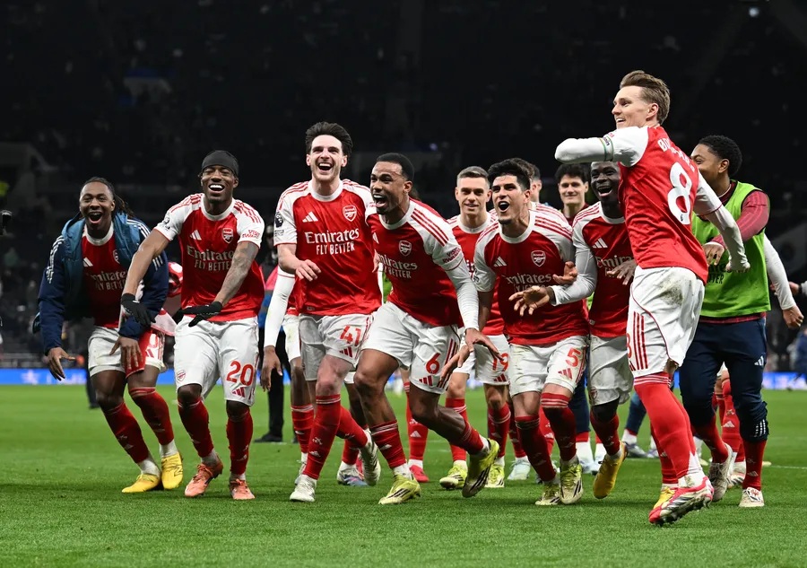 Arsenal: Từ toàn “hàng ngoại” đến rất nhiều nội địa - Ảnh 1. Arsenal: Từ toàn “hàng ngoại” đến rất nhiều nội địa - Ảnh 1.