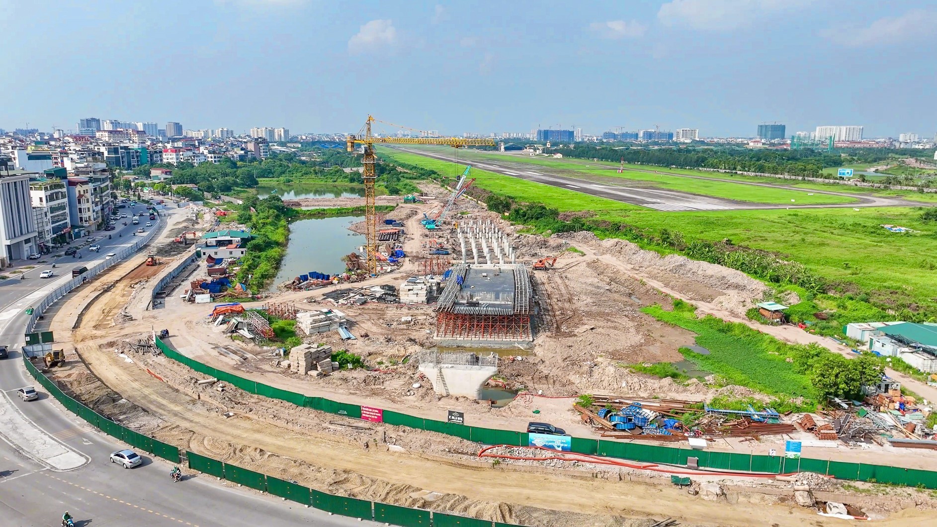 Hà Nội: Cầu Trần Hưng Đạo đạt gần 40% khối lượng, bắt đầu lắp dầm thép - Ảnh 8. Hà Nội: Cầu Trần Hưng Đạo đạt gần 40% khối lượng, bắt đầu lắp dầm thép - Ảnh 8.