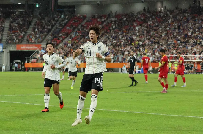 U23 Nhật Bản Thể Hiện Sức Mạnh Vượt Trội Khi Vùi Dập U23 Kyrgyzstan 7-0 Ở Bảng A Asiad 2026. Ảnh: Sponichi
